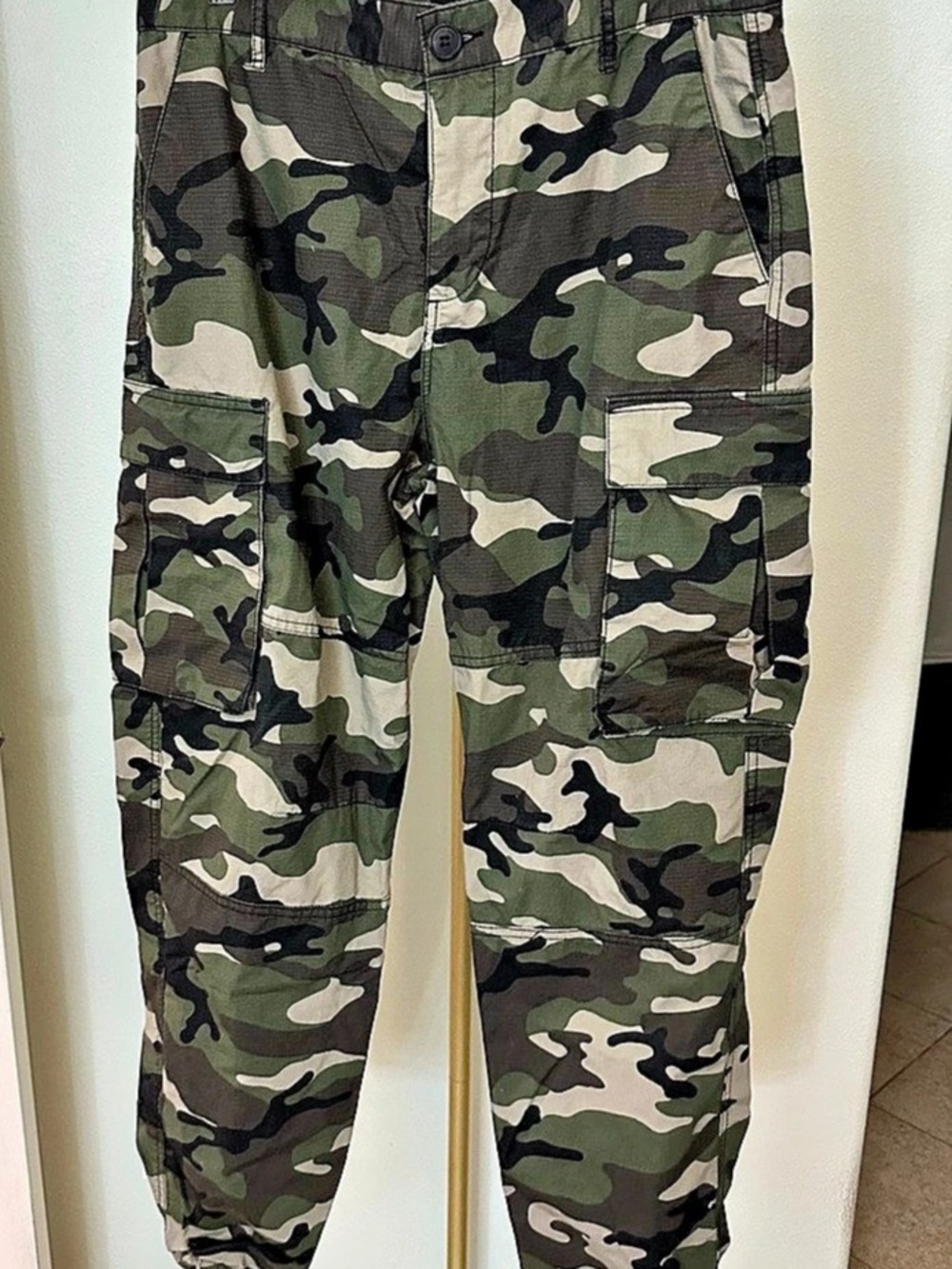H&M Divided Men's Camo Cargo Pants Waist 30 Like New